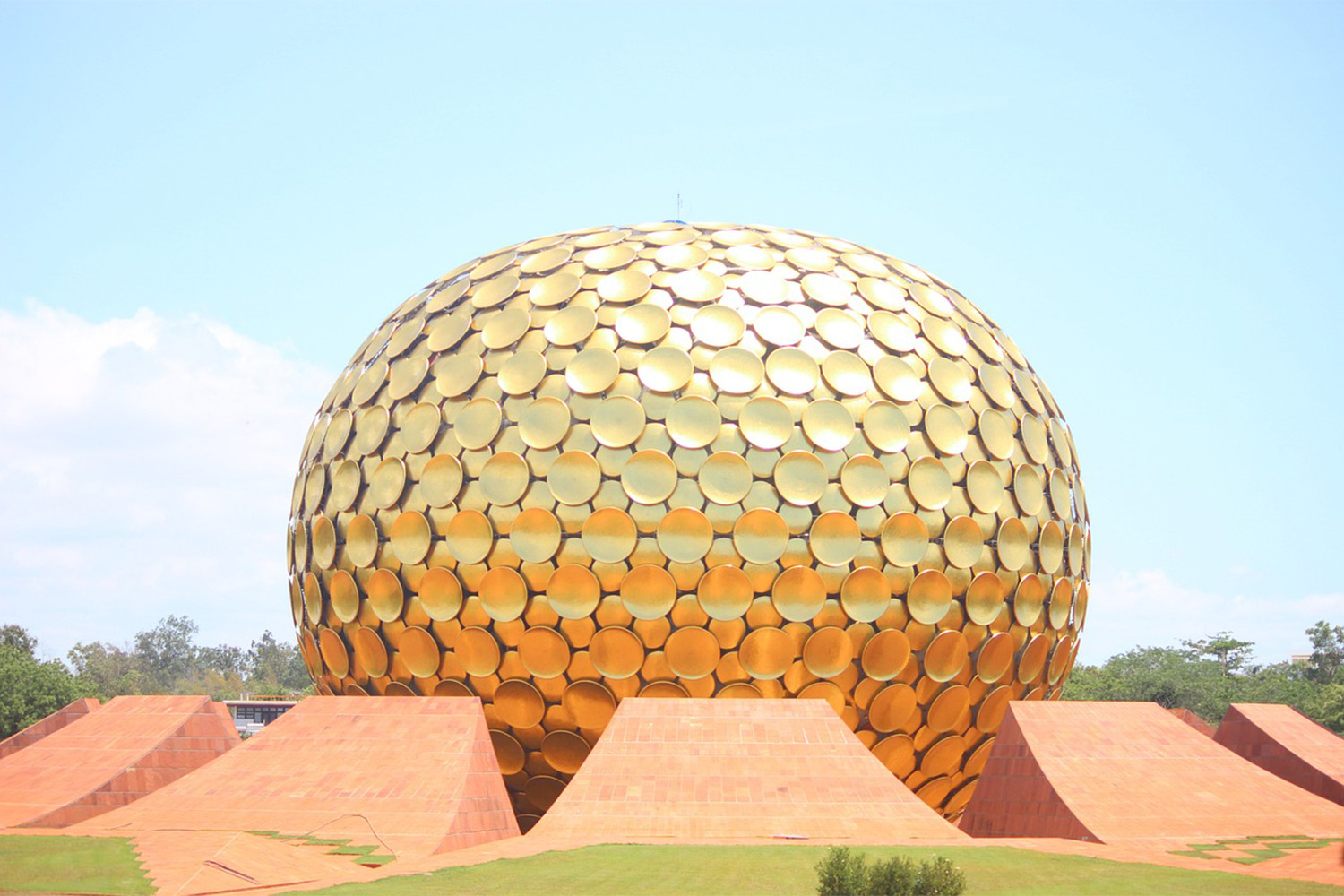 Auroville Goldkugel